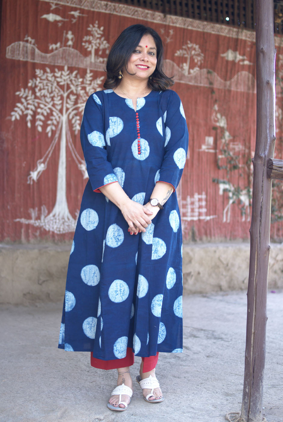 Indigo  Kurti with red  Potli