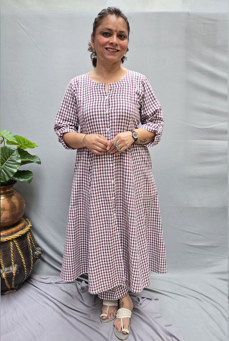 Set of 2 Chaukat – Handwoven Cotton Checks Co-ord Set Wine