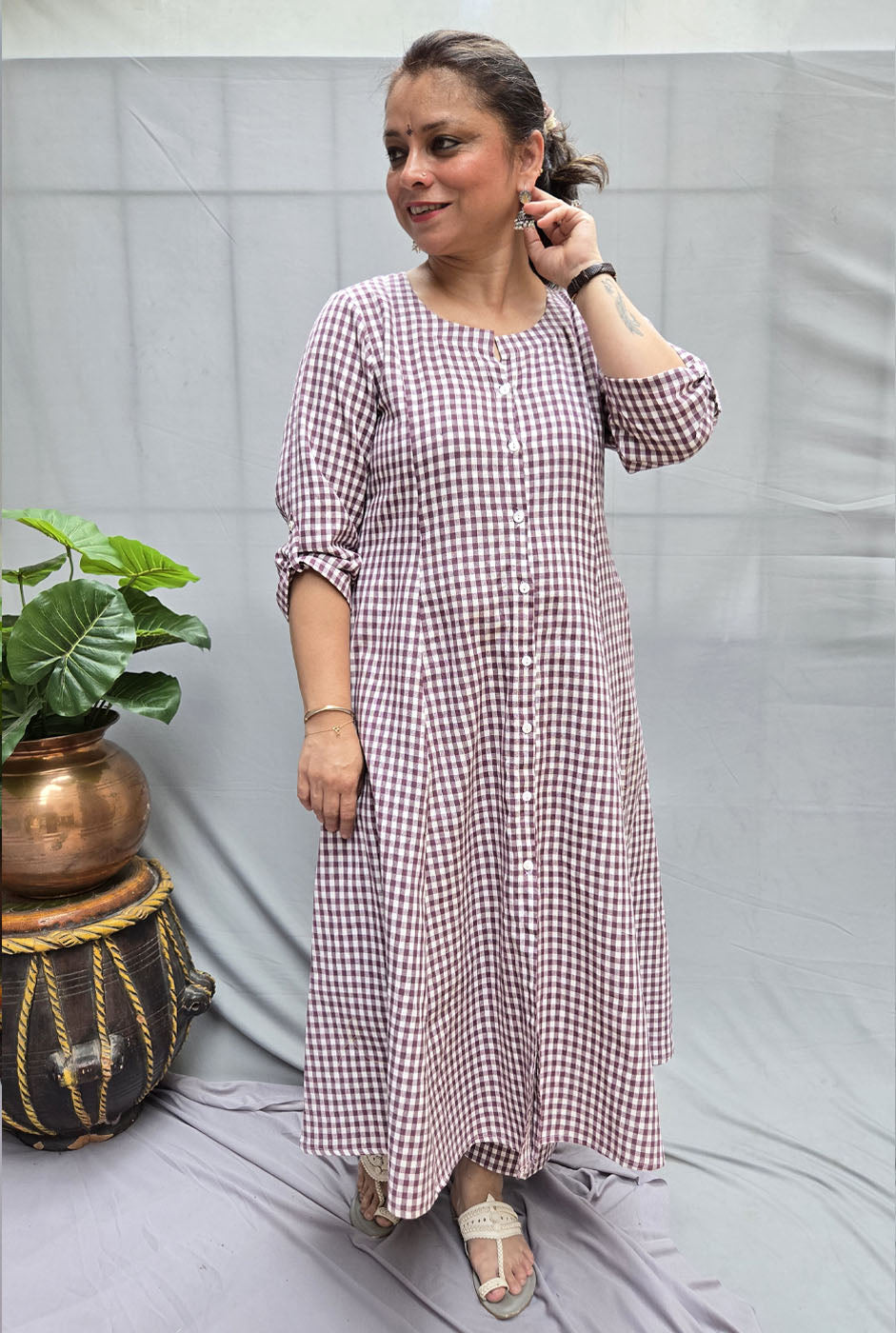 Set of 2 Chaukat – Handwoven Cotton Checks Co-ord Set Wine