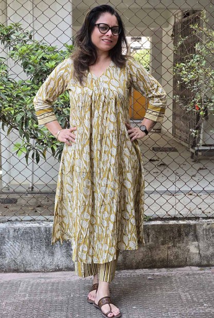 Hand block Kurta Pant Set with Front Gather