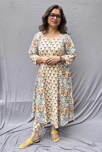 Set of 2 Riwayaat Hand Block Cotton Kurta Pant Set