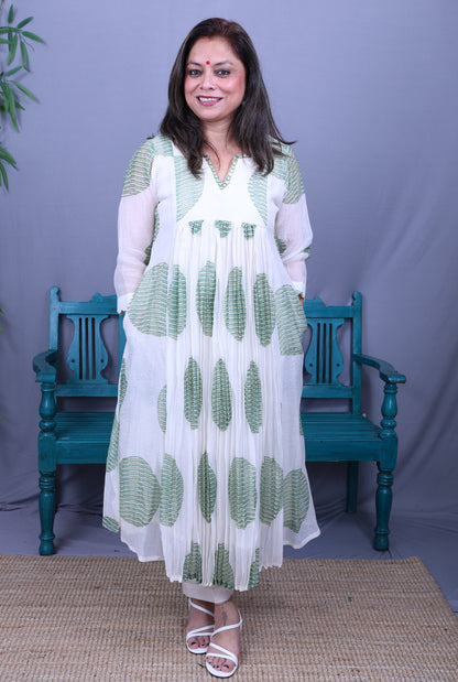 Nakshatra Mul Chanderi Kurta with Mul Lining Green