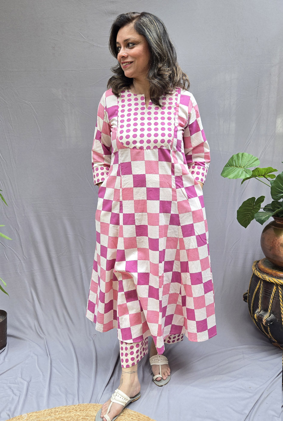 Set Of 2 Chaukat – Pink Cotton Kurta Pant Set