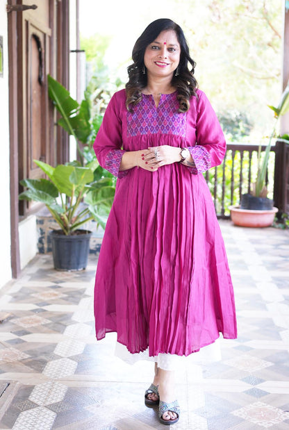 Virasat Mul Chanderi Pink Kurta with Ikat Yoke & Sleeve Detailing