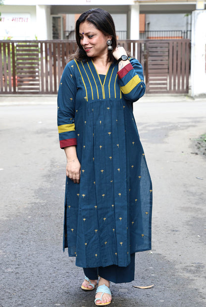 Nazakat Teal Blue Handloom Cotton Co-Ord Set