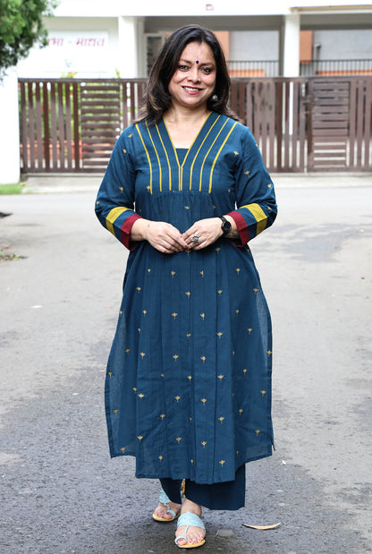 Nazakat Teal Blue Handloom Cotton Co-Ord Set