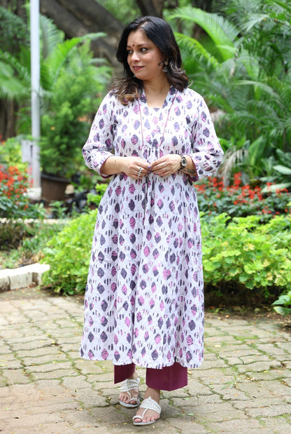 Elegant White Dobi Cotton Batik Kurta B
