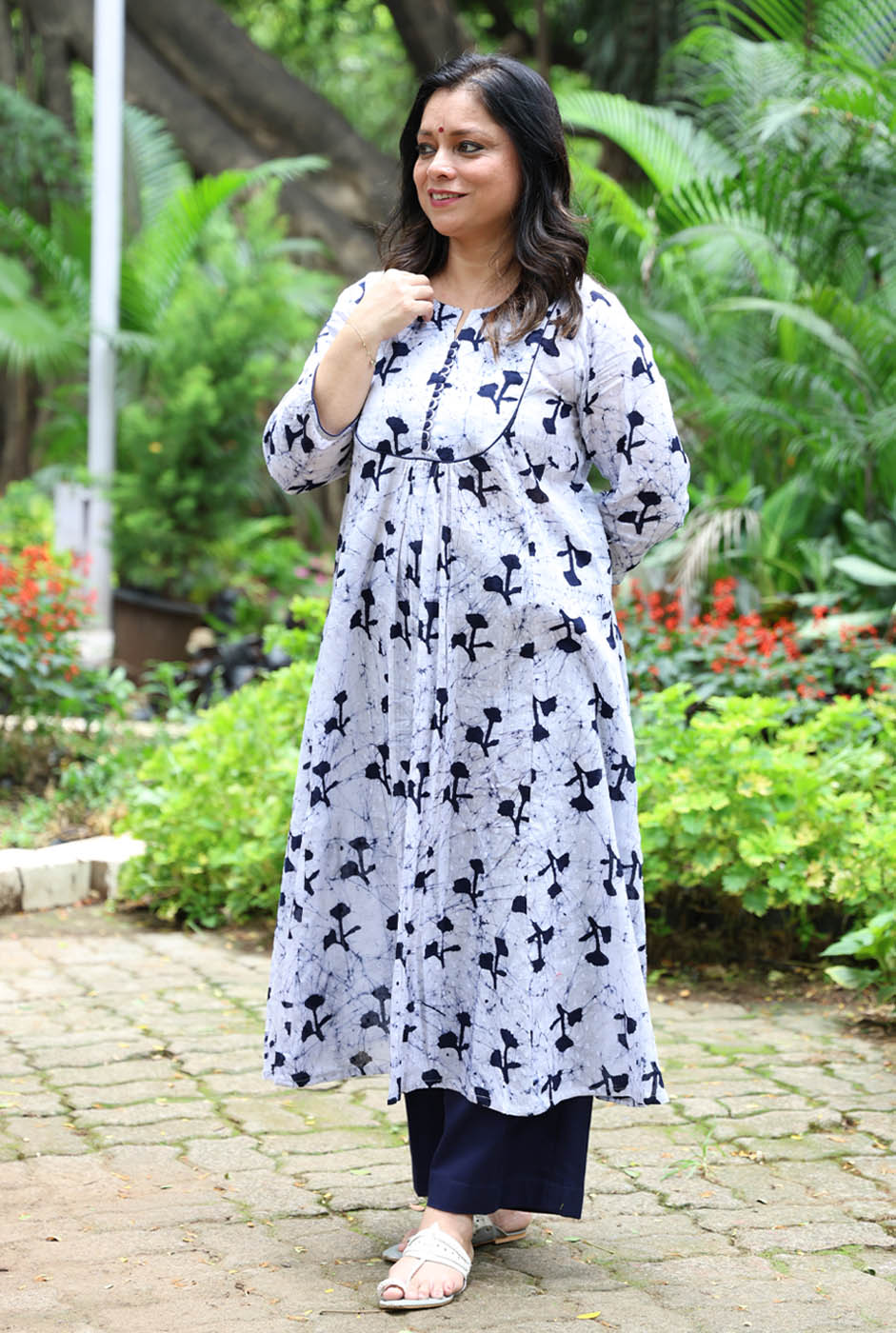 Elegant White Dobi Cotton Batik Kurta A