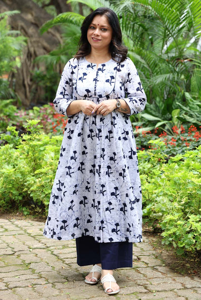 Elegant White Dobi Cotton Batik Kurta A