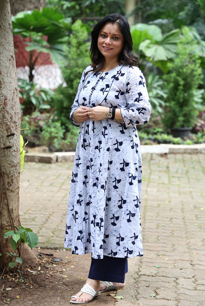 Elegant White Dobi Cotton Batik Kurta A