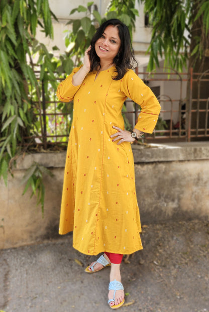 Nazakat Handloom Yellow Cotton Kurti