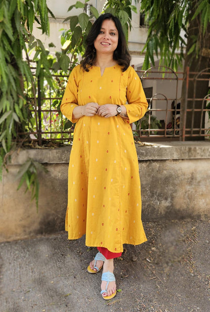 Nazakat Handloom Yellow Cotton Kurti