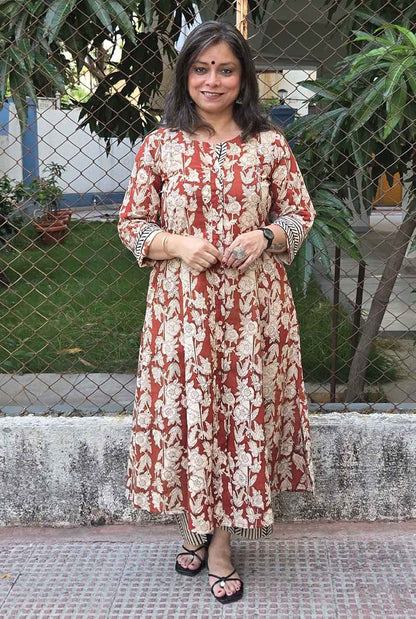 Set of 2 Gulbahaar – Maroon Floral Kurta & Pant