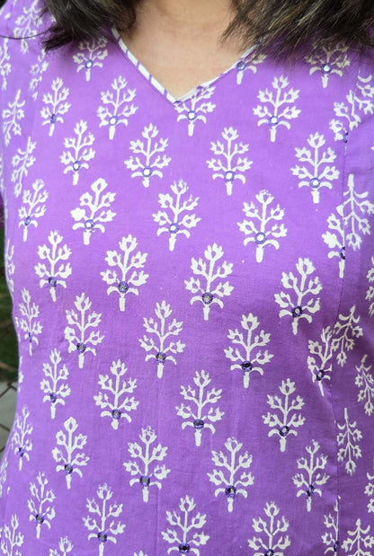 Set of 2 Meher – Purple Handblock Kurta Pant Set with Mirror Work