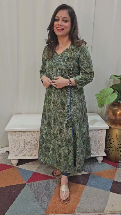 Elegant Green Angrakha Kurta