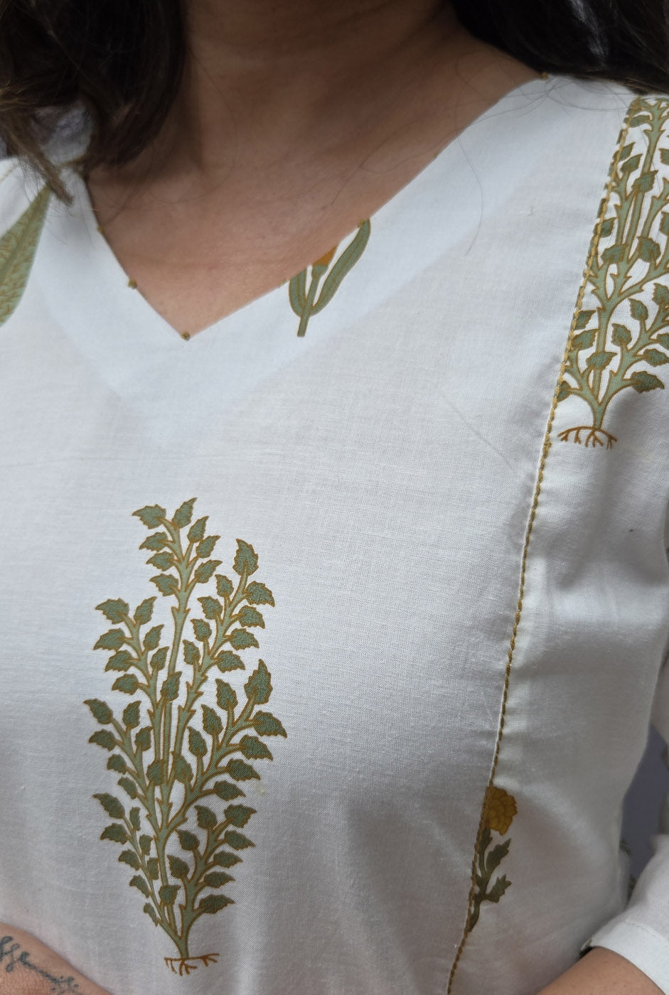 Set of 2 Firdaus Mughal Buta Hand Block Cotton Kurta Pant Set B
